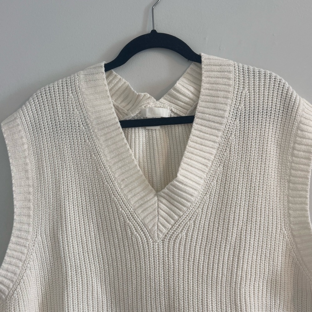 H&M Women's V-Neck Sweater Vest - Cream - Picture 3 of 5